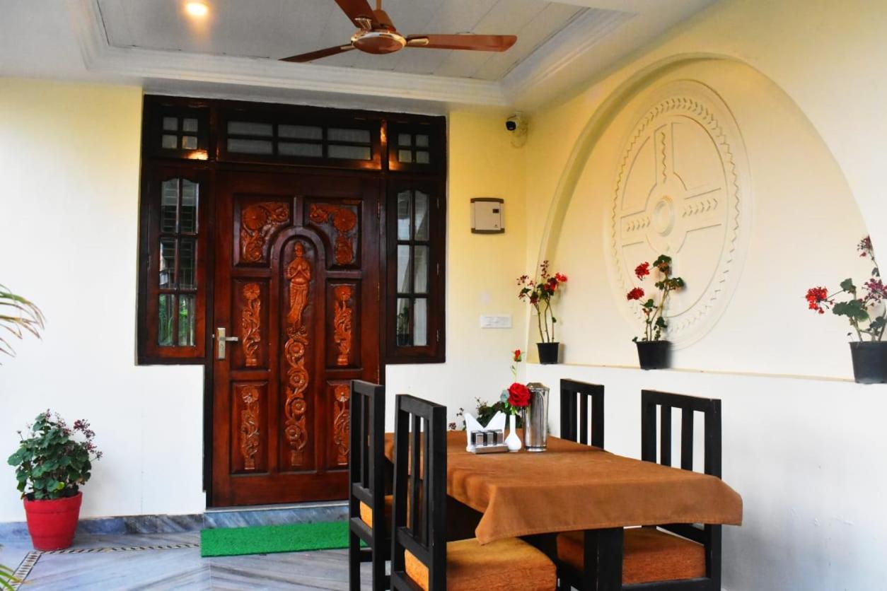 فندق The Walnut Creek Bhīm Tāl المظهر الخارجي الصورة